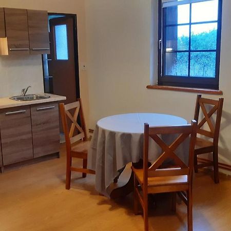 Budha Apartmá Jirikov  Kültér fotó