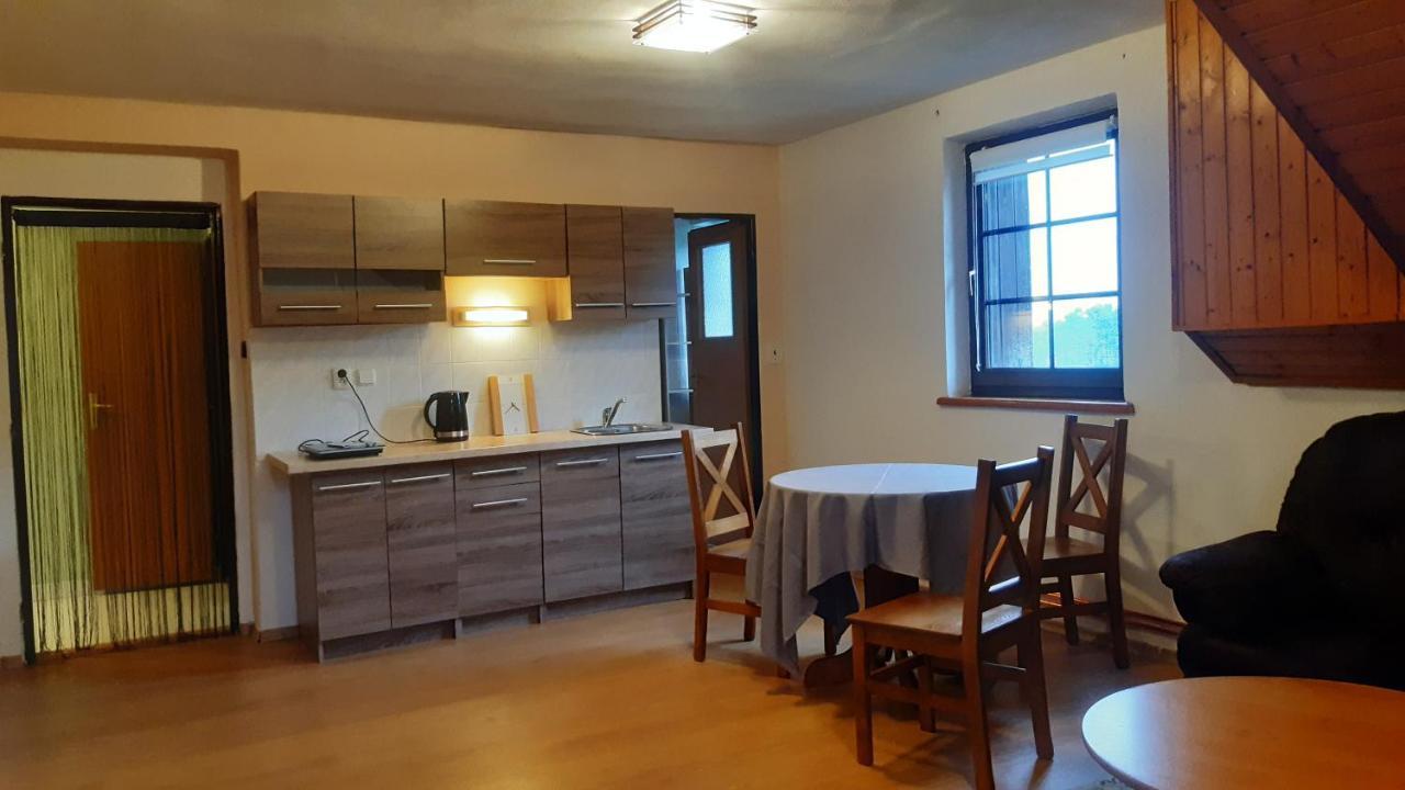 Budha Apartmá Jirikov  Kültér fotó