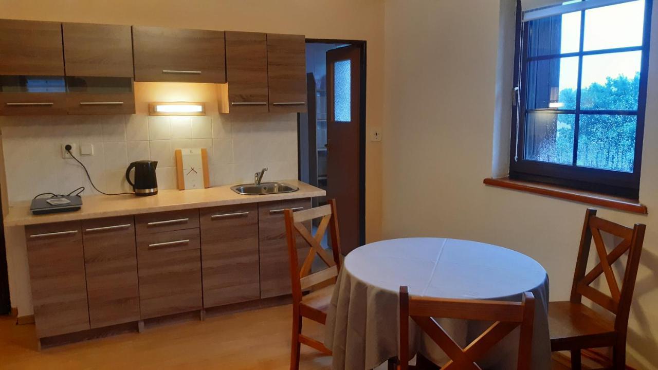 Budha Apartmá Jirikov  Kültér fotó