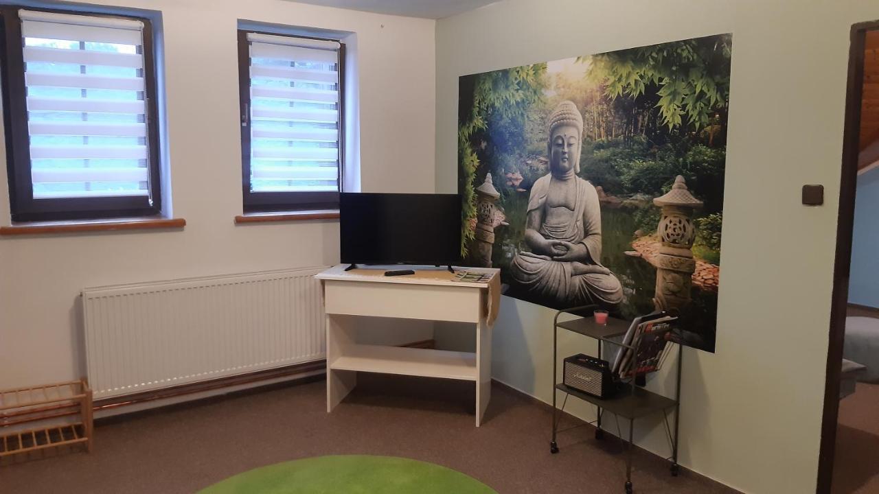 Budha Apartmá Jirikov  Kültér fotó